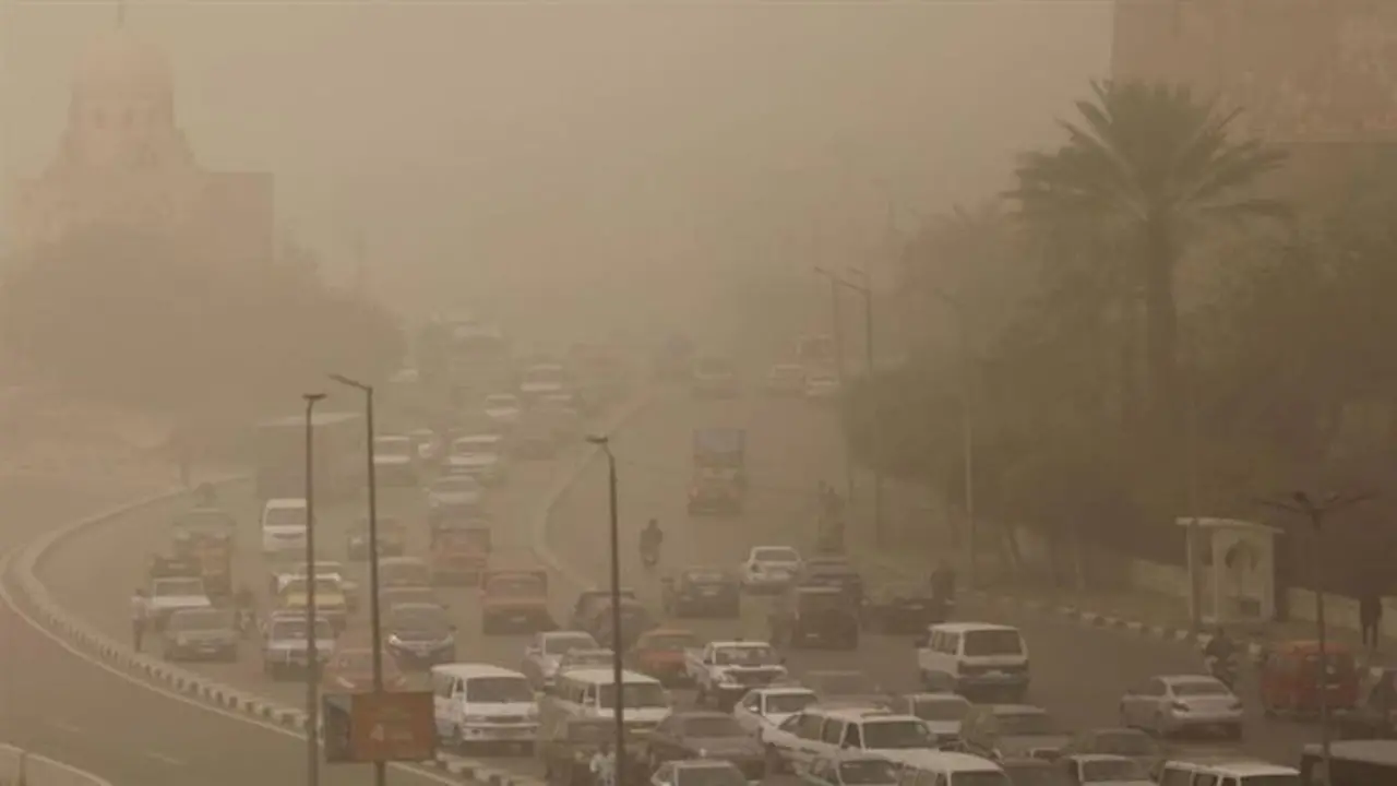 تحذيرات من الأرصاد بشأن تقلبات جوية ورياح مثيرة للرمال وأمطار قادمة